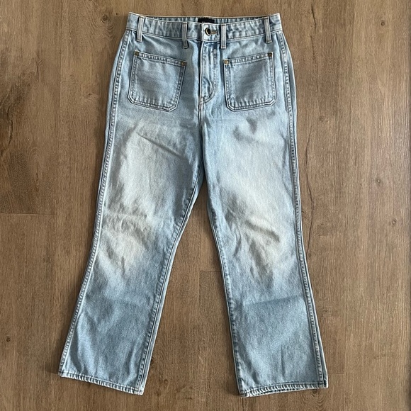 Khaite Rachel Patch Pocket Flare Jeans - Light Blue
Denim Austin - Size 28 - Picture 5 of 13